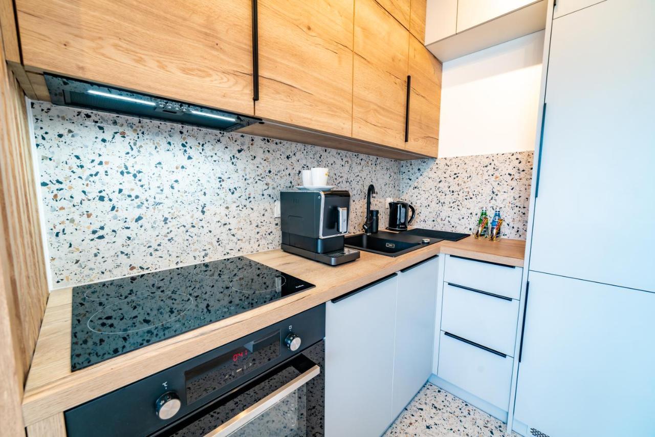 Apartamenty W Zatoce Mikołajki Exteriör bild