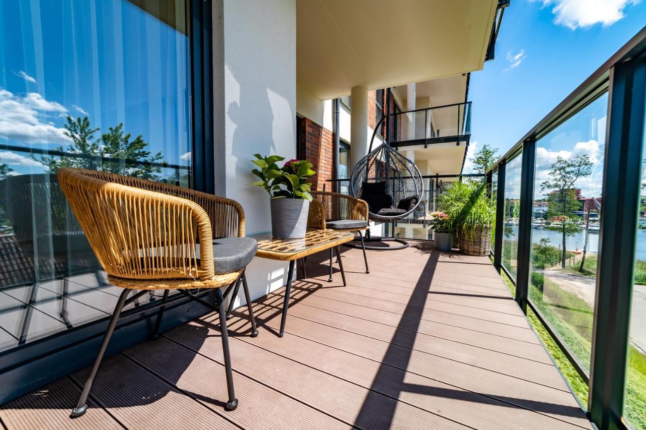 Apartamenty W Zatoce Mikołajki Exteriör bild