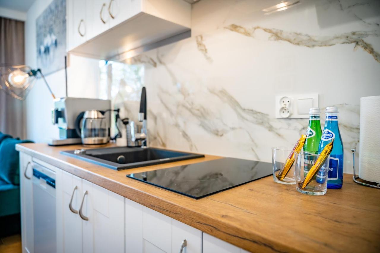 Apartamenty W Zatoce Mikołajki Exteriör bild